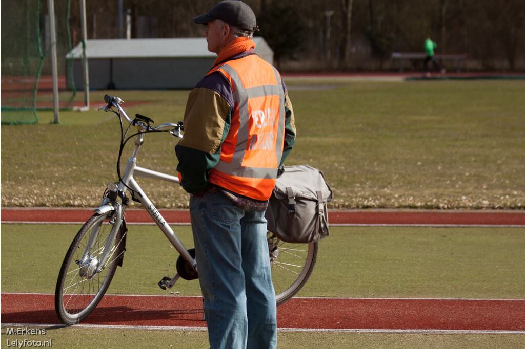 01-03-2015 18:00