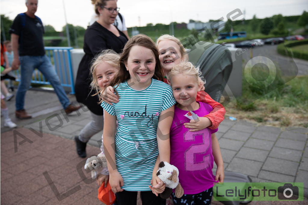 24-05-2018 19:44:36